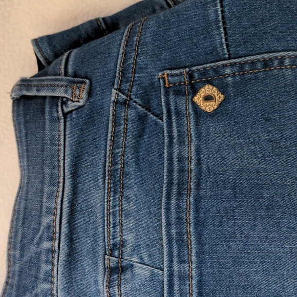 Democracy Ab Solution Stretch Skinny Jeans - Picture 3 of 15